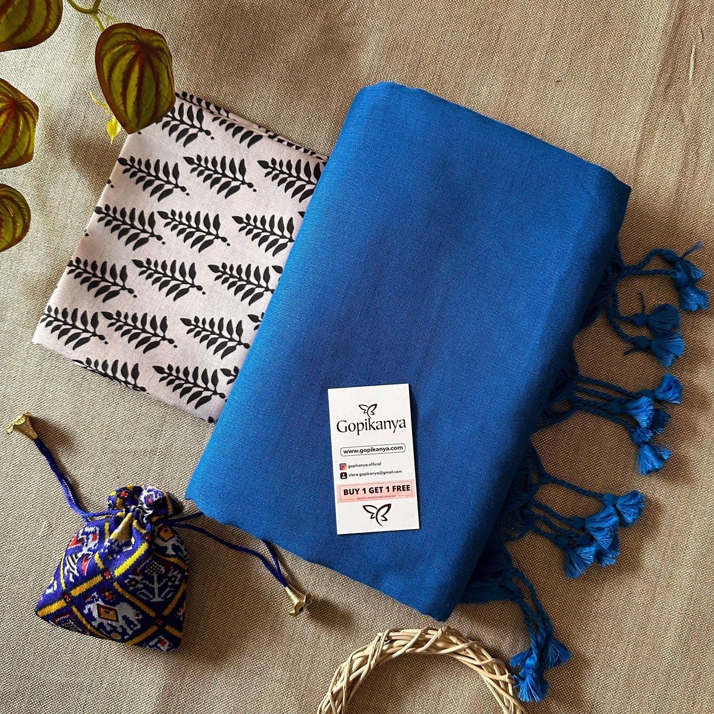 Light Royal Blue Handloom Cotton Saree With Printed Blouse - Gopi Kanya