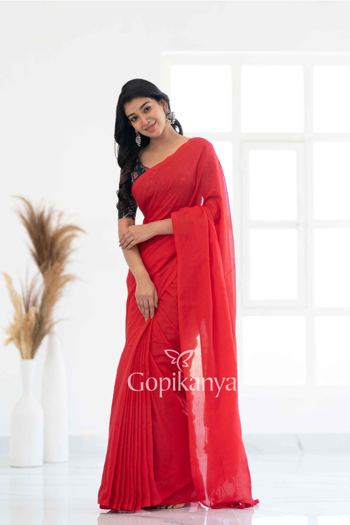 Red Khadi Cotton Saree With Black Printed Blouse - Gopi Kanya