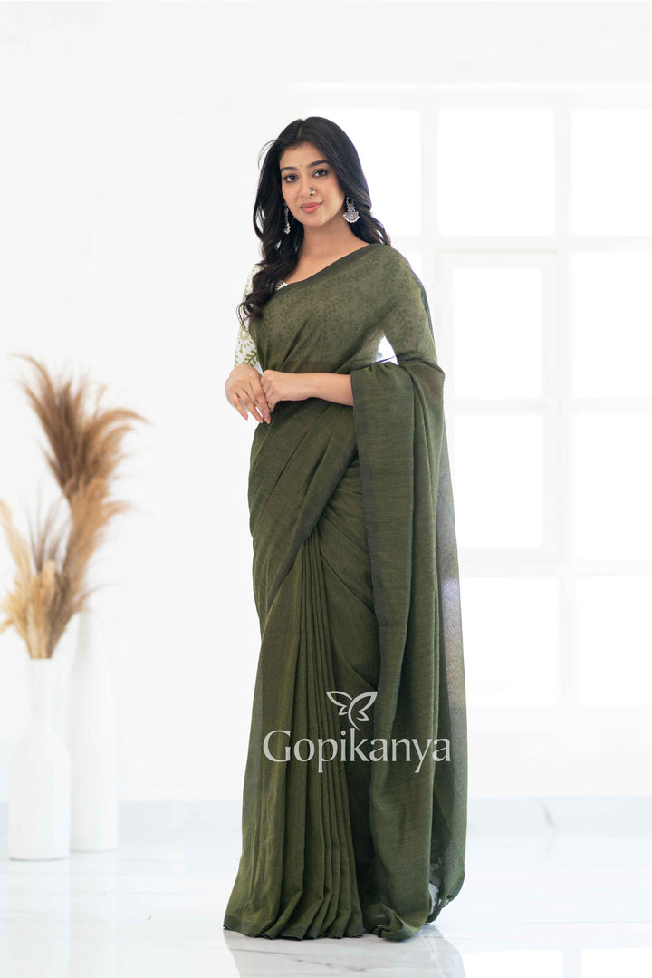 Mehndi Khadi Cotton Saree With White Printed Blouse - Gopi Kanya