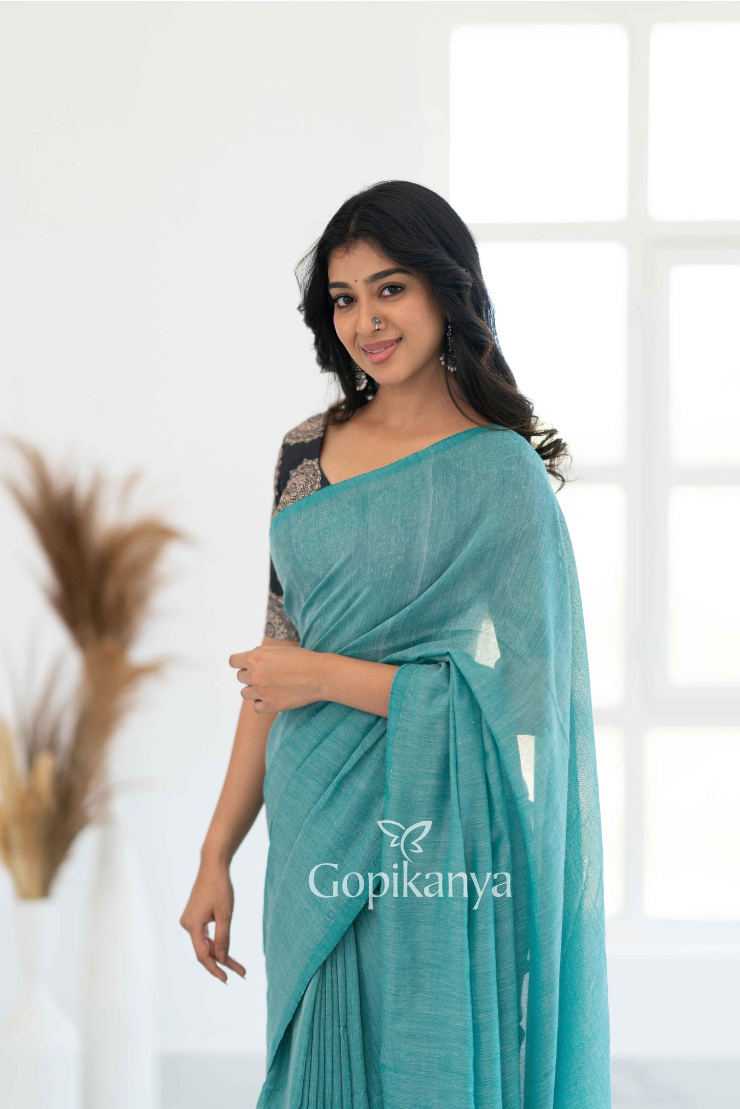 C Green Khadi Cotton Saree With Black Printed Blouse - Gopi Kanya