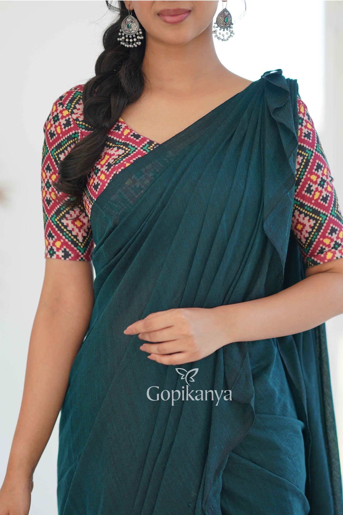 Rama Khadi Cotton Saree With Patola Printed Blouse - Gopi Kanya