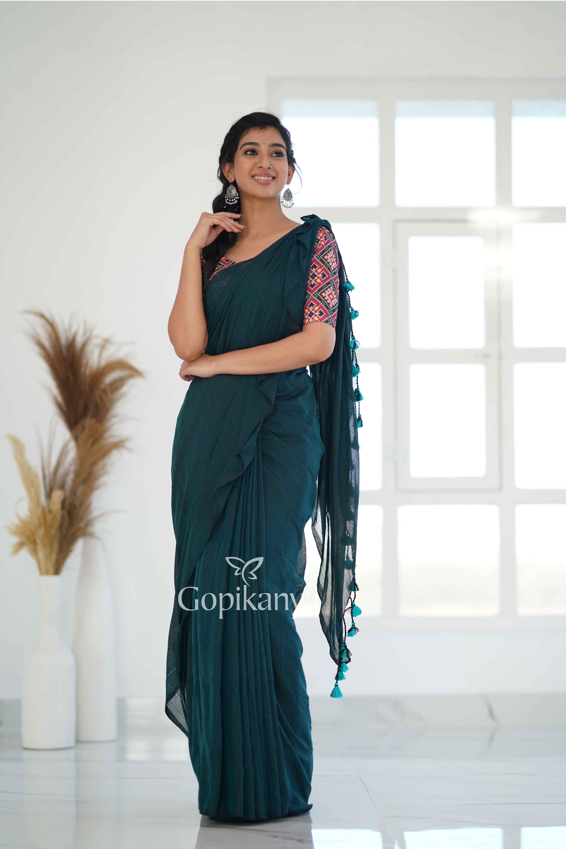 Rama Khadi Cotton Saree With Patola Printed Blouse - Gopi Kanya