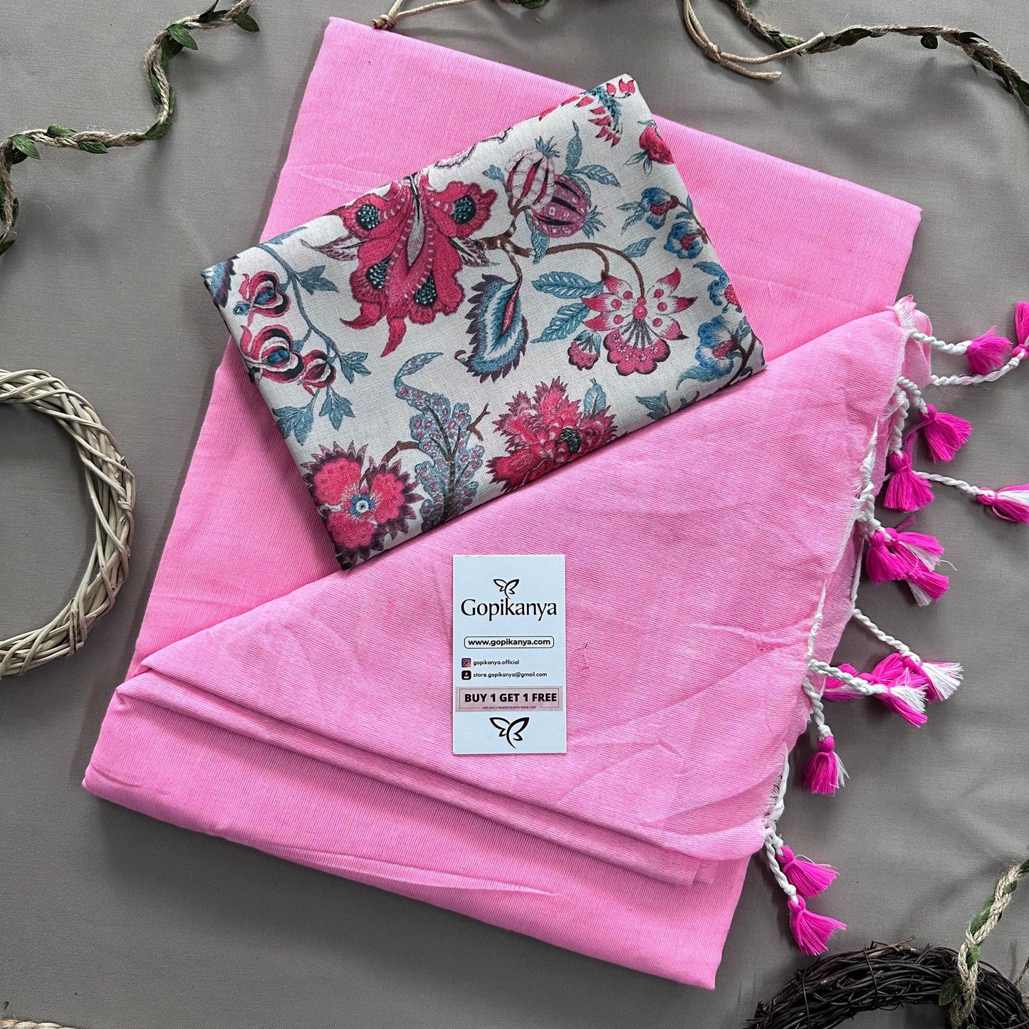 Baby Pink Handloom Cotton Saree With Flower Printed Blouse - Gopi Kanya