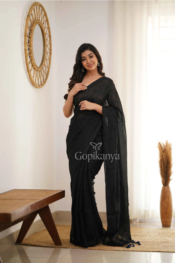 Black Handloom Cotton Saree With Chiku Printed Blouse