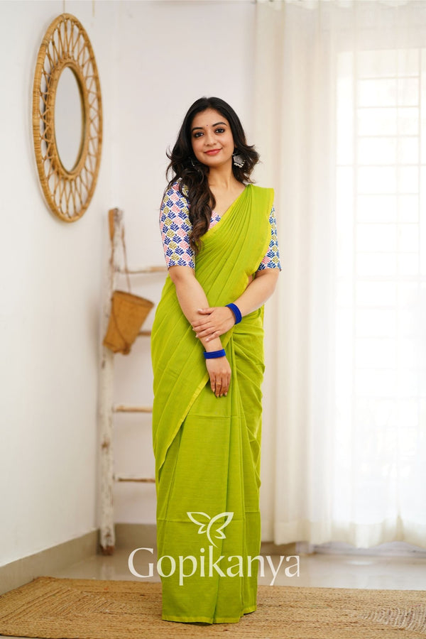 Perrot Handloom Cotton Saree With  Multi Printed Blouse