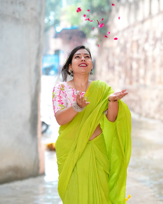 Green Khadi Saree with White Printed Blouse