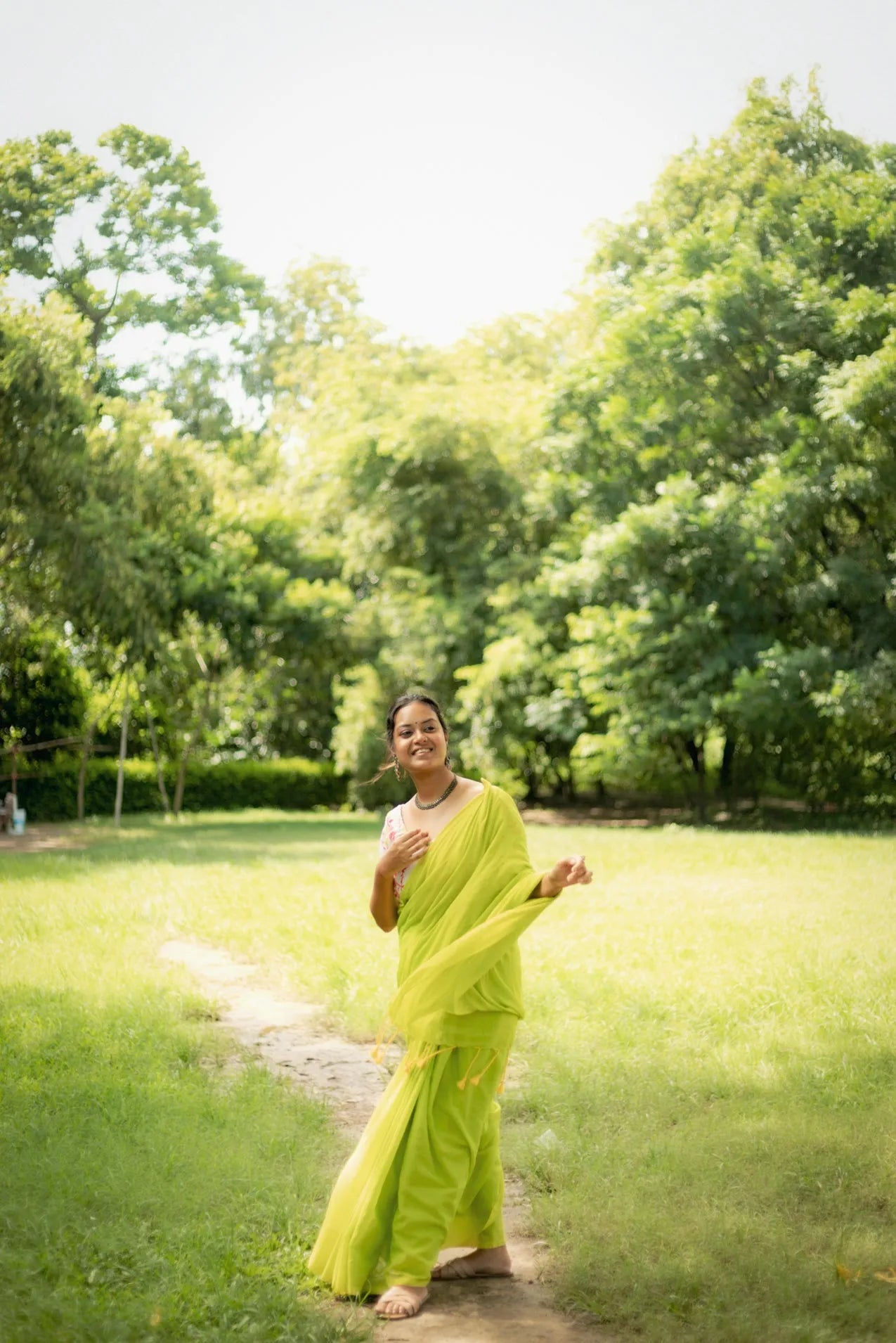 Lemon Green Khadi Saree With Floral Print Blouse