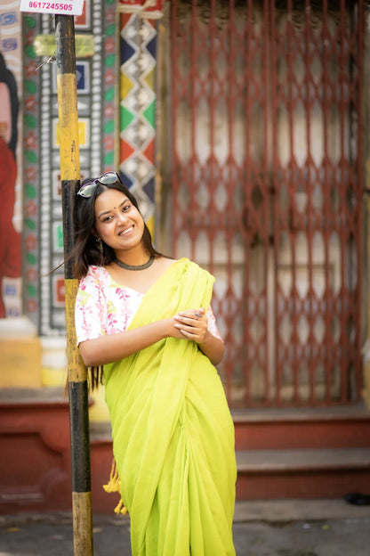 Lemon Green Khadi Saree With Floral Print Blouse